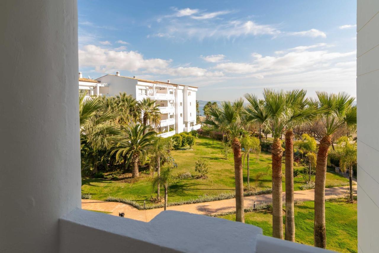 Whispering Palms * Marbella